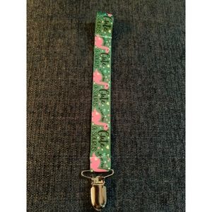 PACIFIER HOLDER